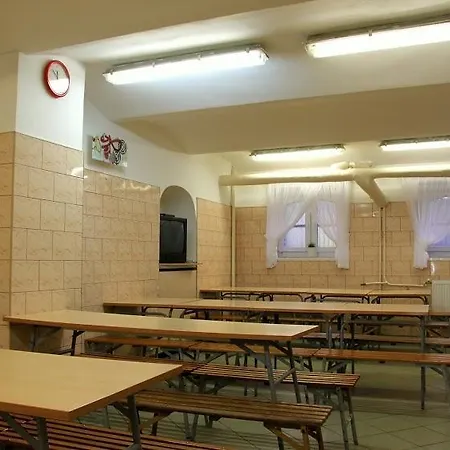 Albergue Szkolne Schronisko Mlodziezowe W Gdansku *